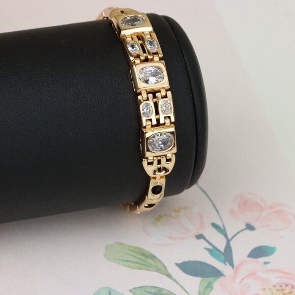 "Elegant Rose Gold Bracelet with Oval Crystal Accents, XPBL0937 - Picture 8 of 12